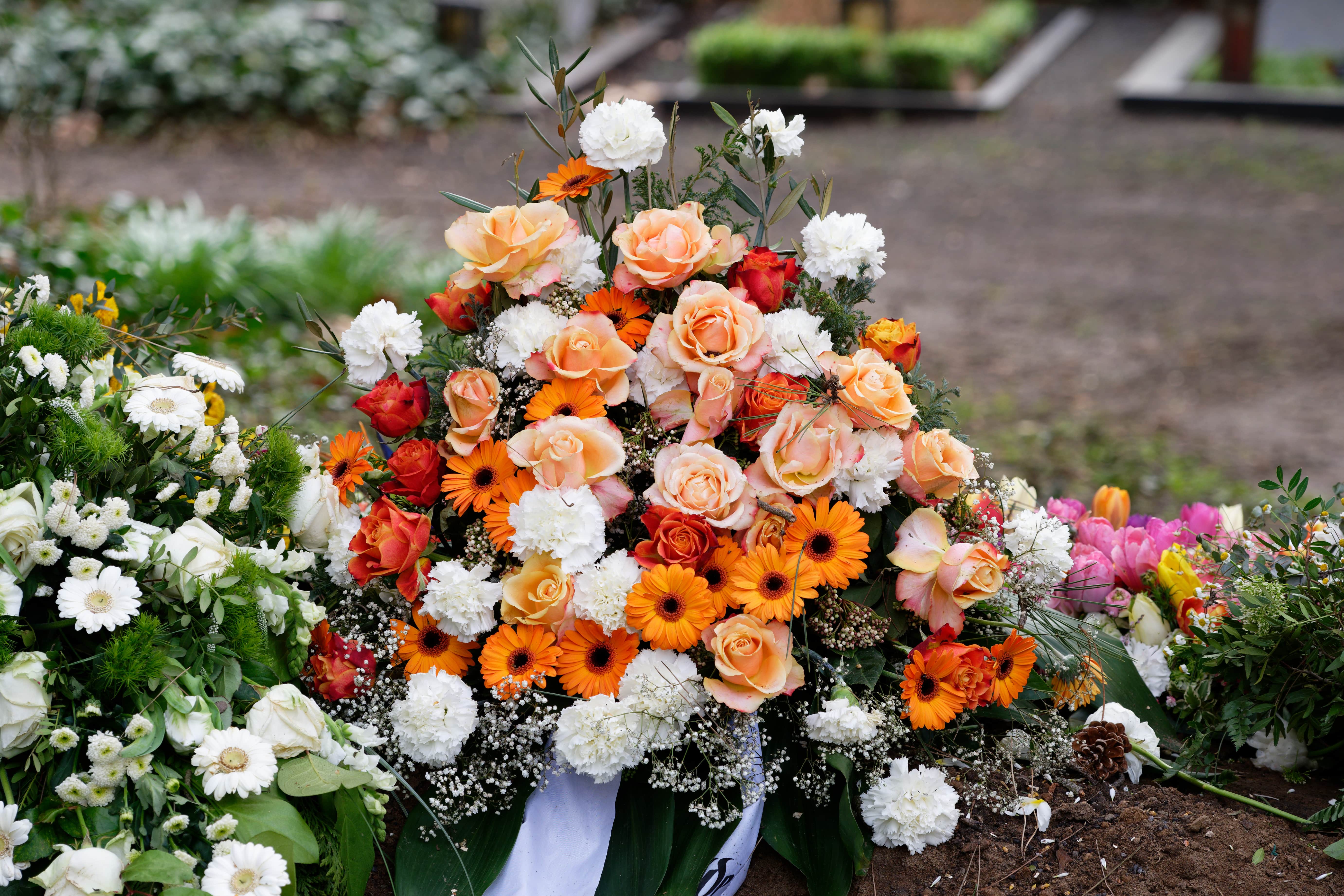 Considerations to Make When Picking Sympathy Flowers