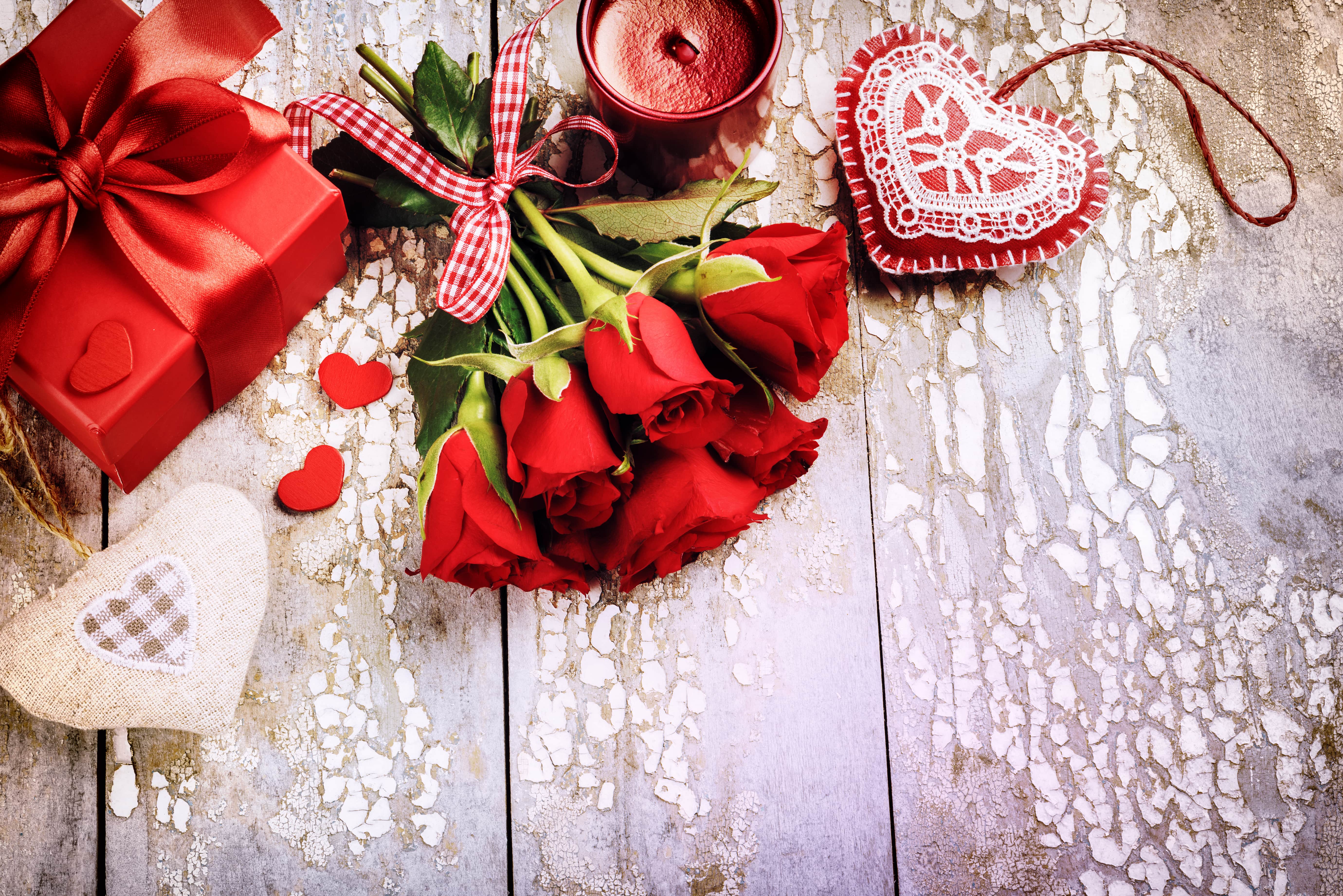 The Top Flowers for Your Valentine's Day Bouquet Based on Your Relationship